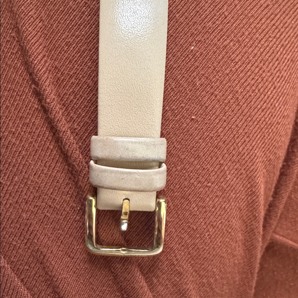 Kate Spade Watch - Picture 3 of 4
